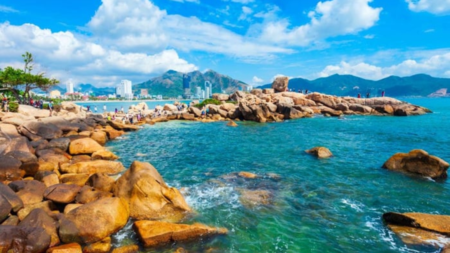 Hòn Chồng Nha Trang