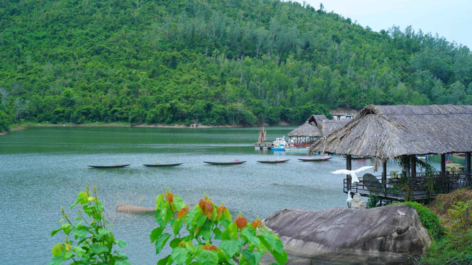 Khu du lịch sinh thái Galina Lake View