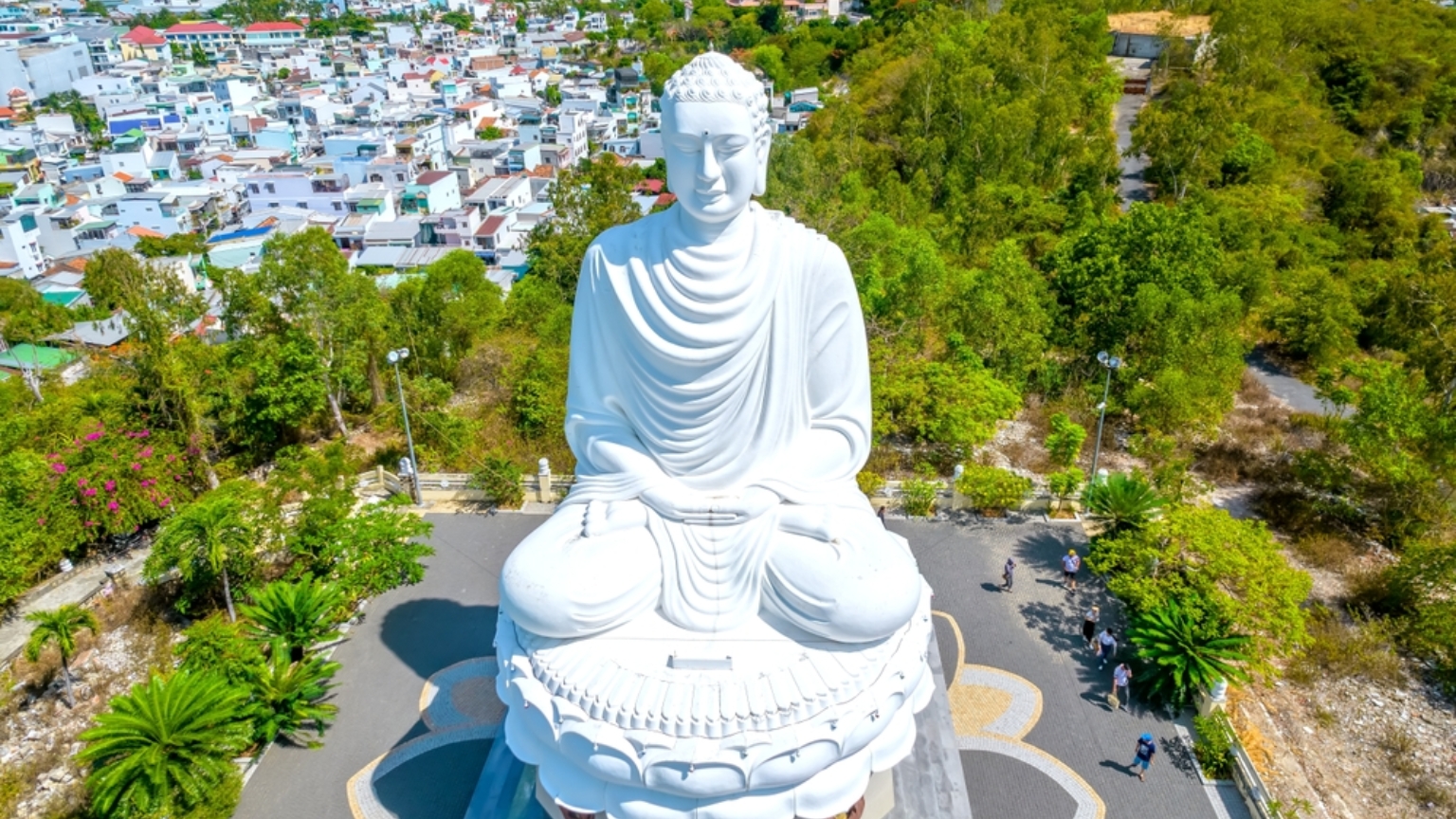 Long Sơn Pagoda,