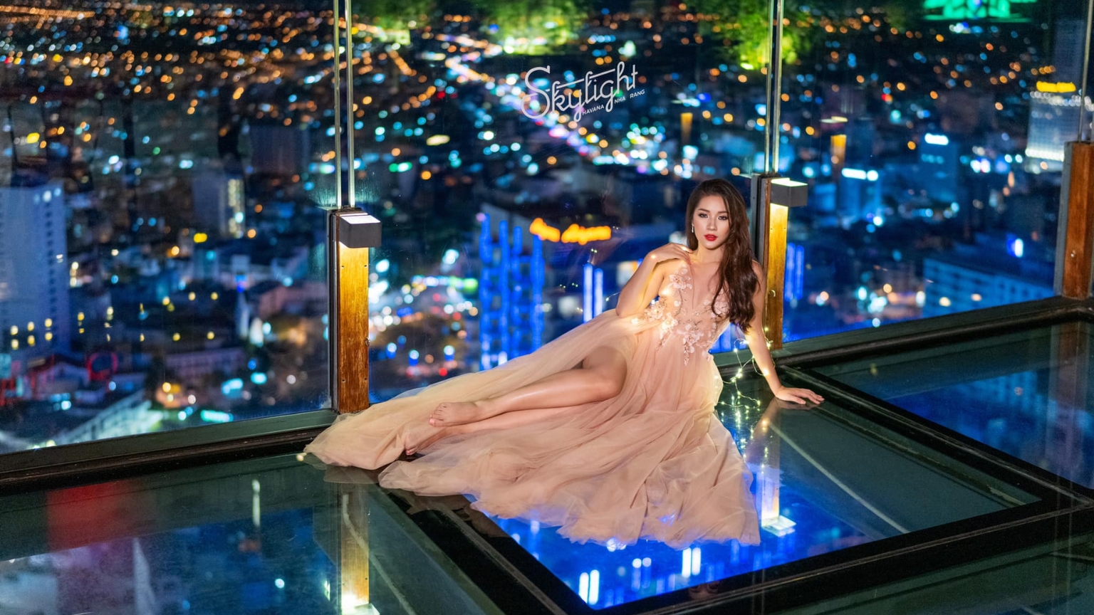 Enjoy dining from above with the unique Skywalk at Skylight Nha Trang