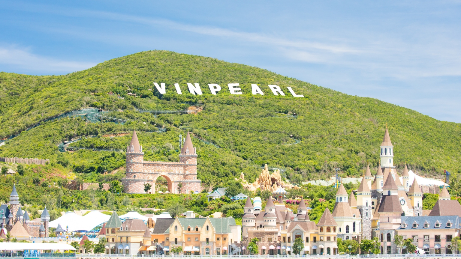 Vinpearl Land